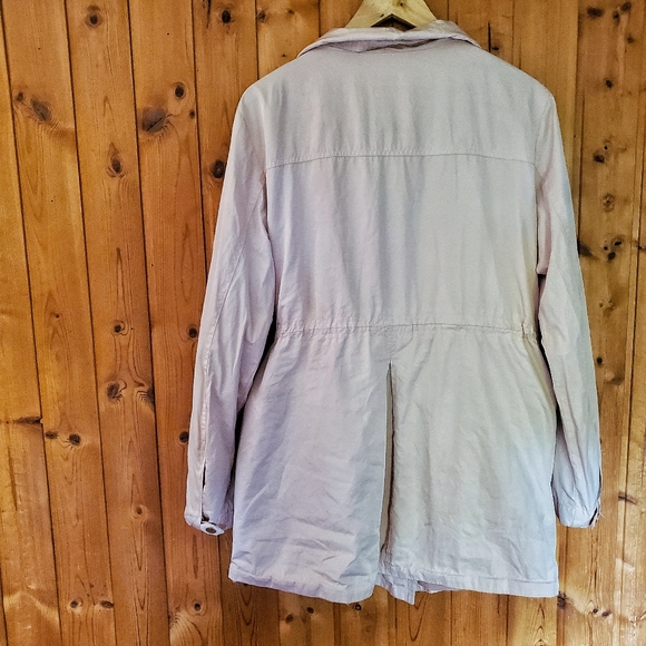 Cute Forever 21 Fall Season Jacket - Picture 2 of 4